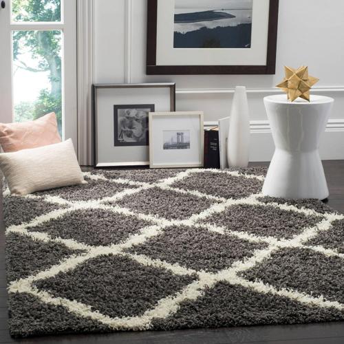 SAFAVIEH Dallas Logan Geometric Shag Area Rug, Dark Grey/Ivory, 4'*4' Square
