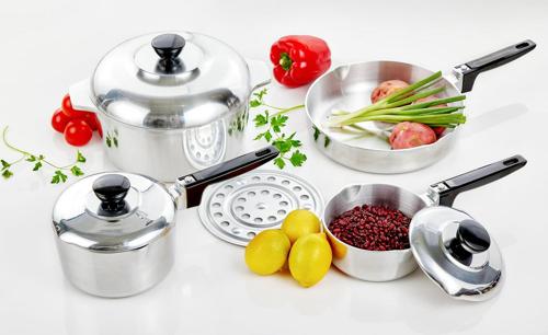 Imusa 8-Piece Cast Aluminum Cajun Cookware Set