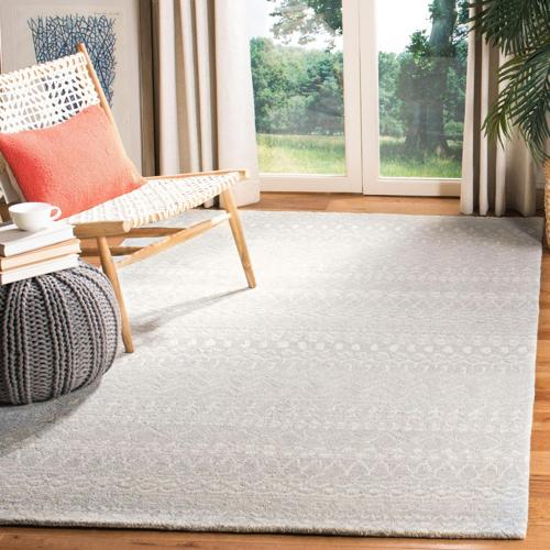 SAFAVIEH Micro-Loop Daithi Geometric Aztec Wool Area Rug, Aqua/Ivory, 5'*8'