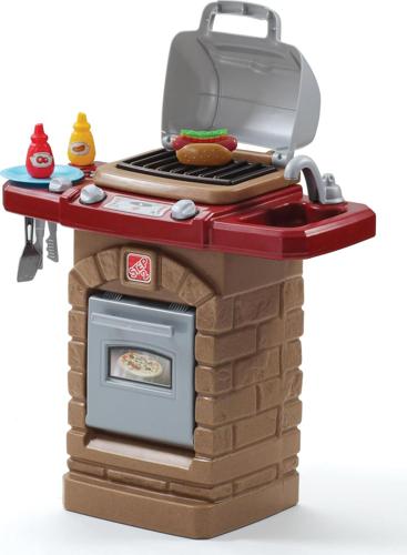 Step2 Fixin Fun Outdoor Toy Grill with 10 Piece Stack and Stay Hot Dog Play Set