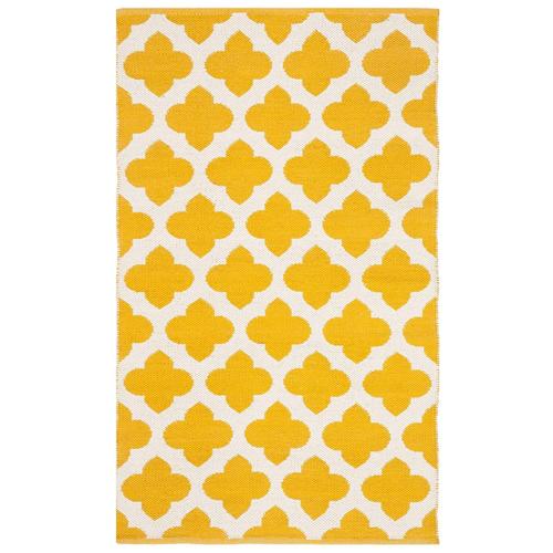 SAFAVIEH Montauk Proinsias Geometric Cotton Area Rug, Yellow/Ivory, 4'*6'