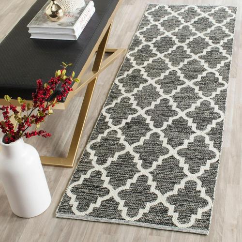 Safavieh MTK810D Montauk Collection Runner Rug-Color:Black / Ivory,Shape:Large Rectangle,Size:2'-3*9'