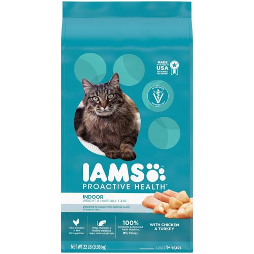 IAMS PROACTIVE HEALTH Adult Indoor Weight Control and Hairball Control Dry Cat Food with Chicken, Turkey, and Garden Greens, 22 lb. Bag
