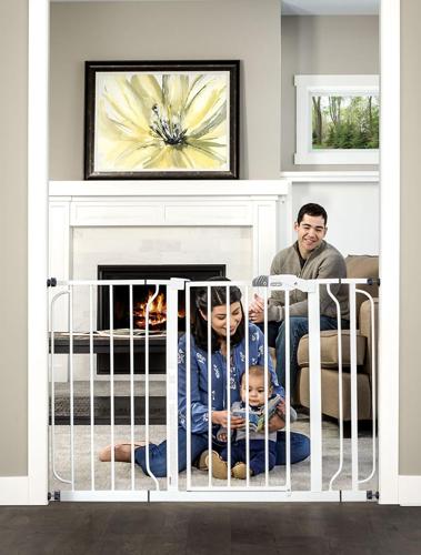 Regalo Easy Step 49 inch Extra Wide Baby Safety Gate, White, Age Group 6 to 24 Months, Extra Wide